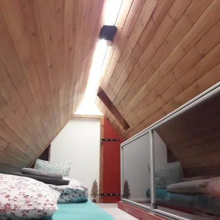 木屋 Chaloupka Pod Kanci Stezkou